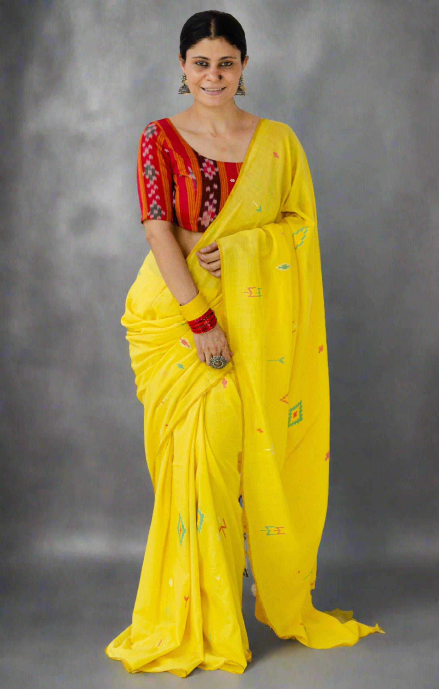 Handwoven  Muslin  Jamdani Cotton saree.