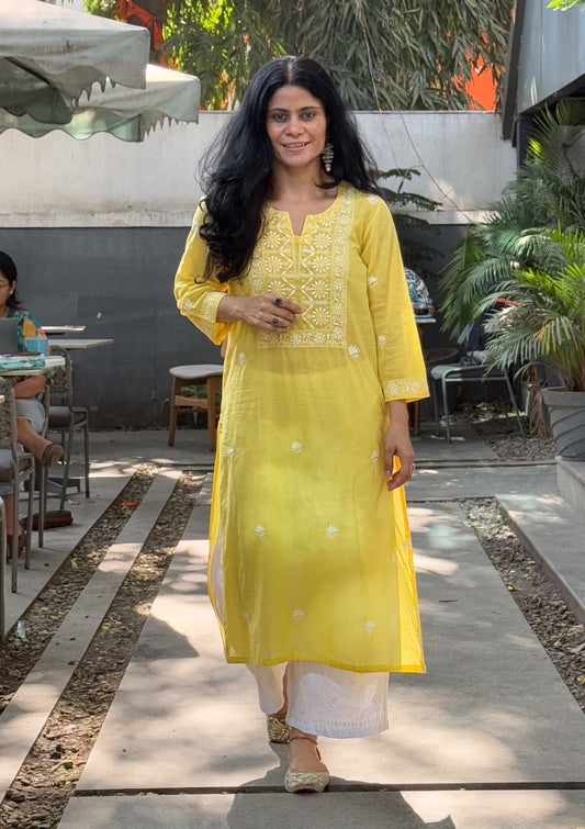 Handloom And Handembroidered Chikankari Cotton Kurta