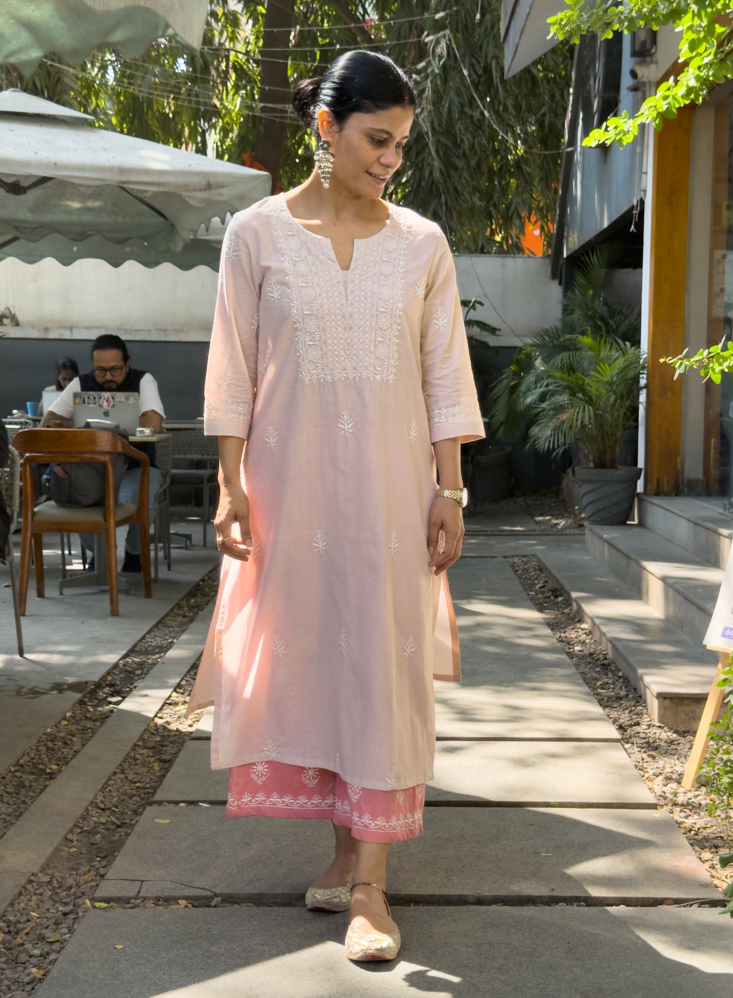 Handloom And Handembroidered Chikankari Cotton Kurta