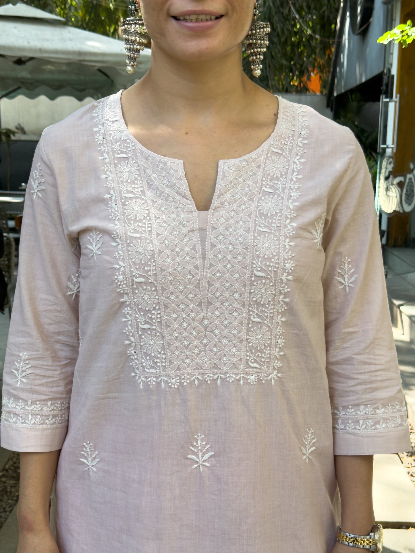 Handloom And Handembroidered Chikankari Cotton Kurta