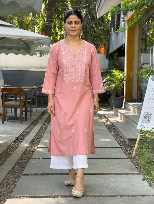 Handloom And Handembroidered Chikankari Cotton Kurta