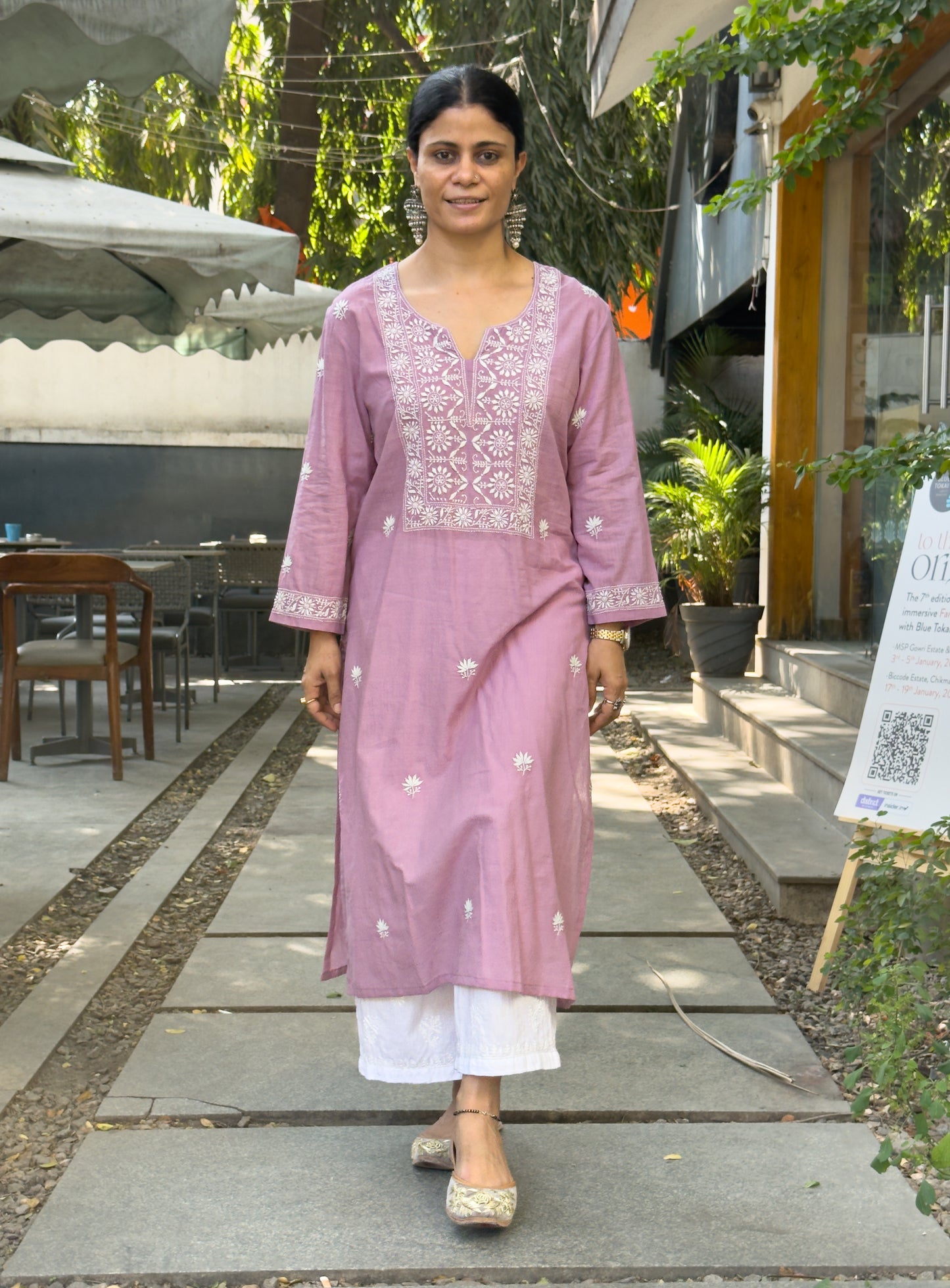 Handloom And Handembroidered Chikankari  Cotton Kurta