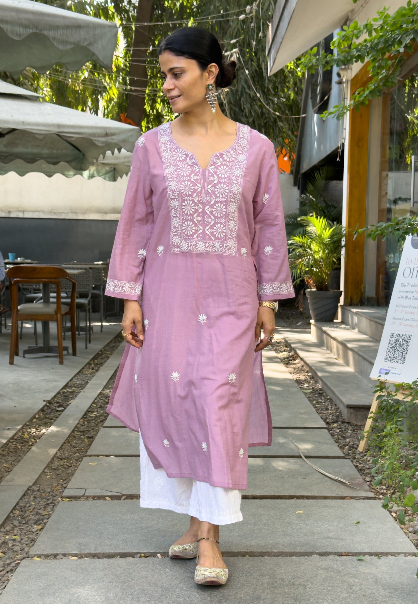 Handloom And Handembroidered Chikankari  Cotton Kurta