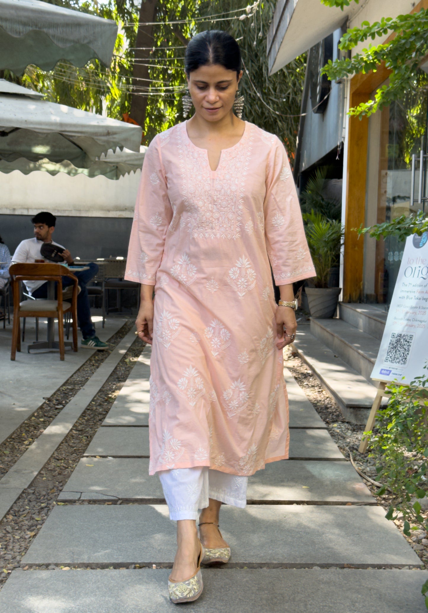 Handloom And Handembroidered Chikankari Cotton Kurta