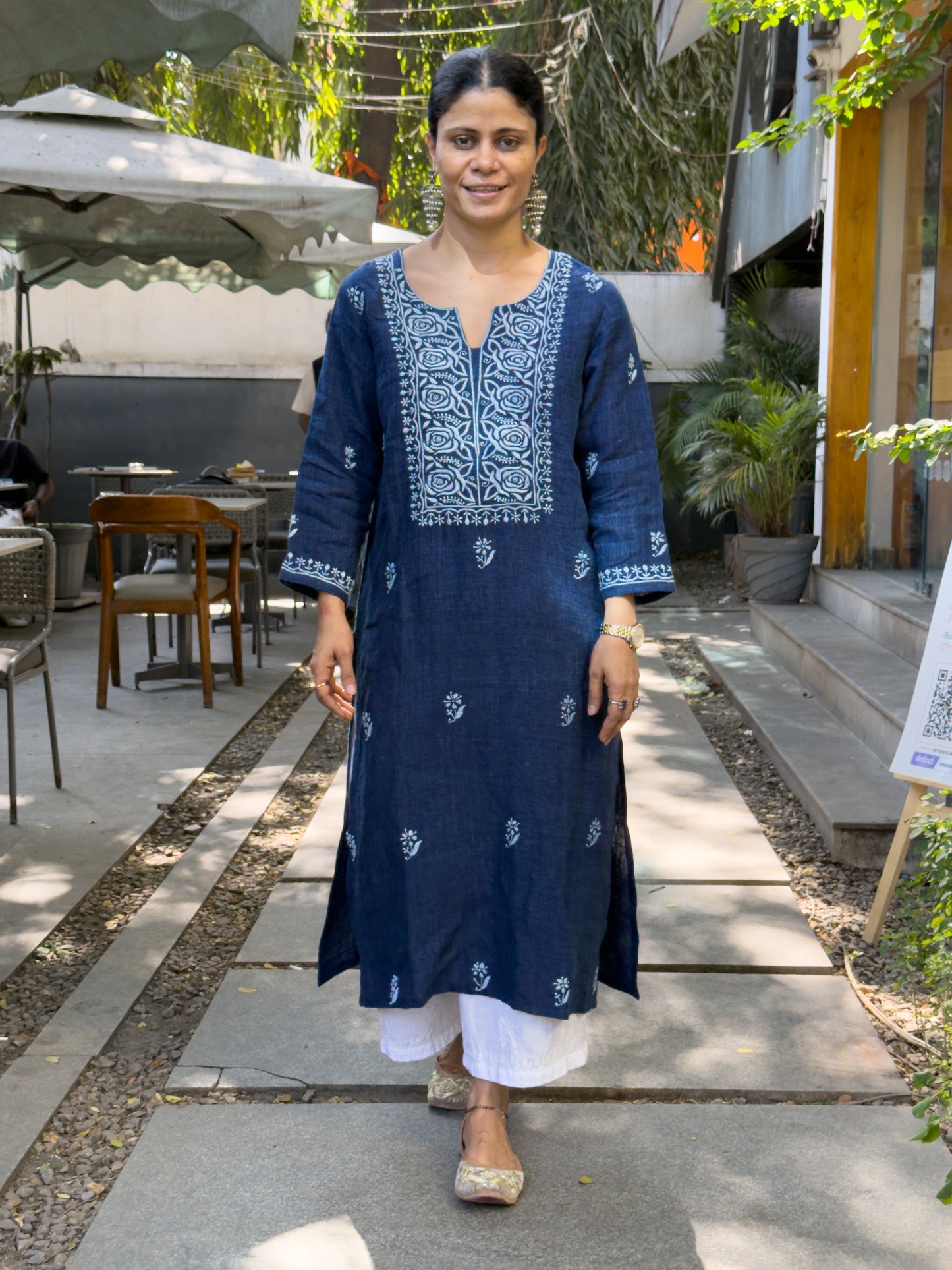 Handloom Linen Handembroidered Chikankari Kurta