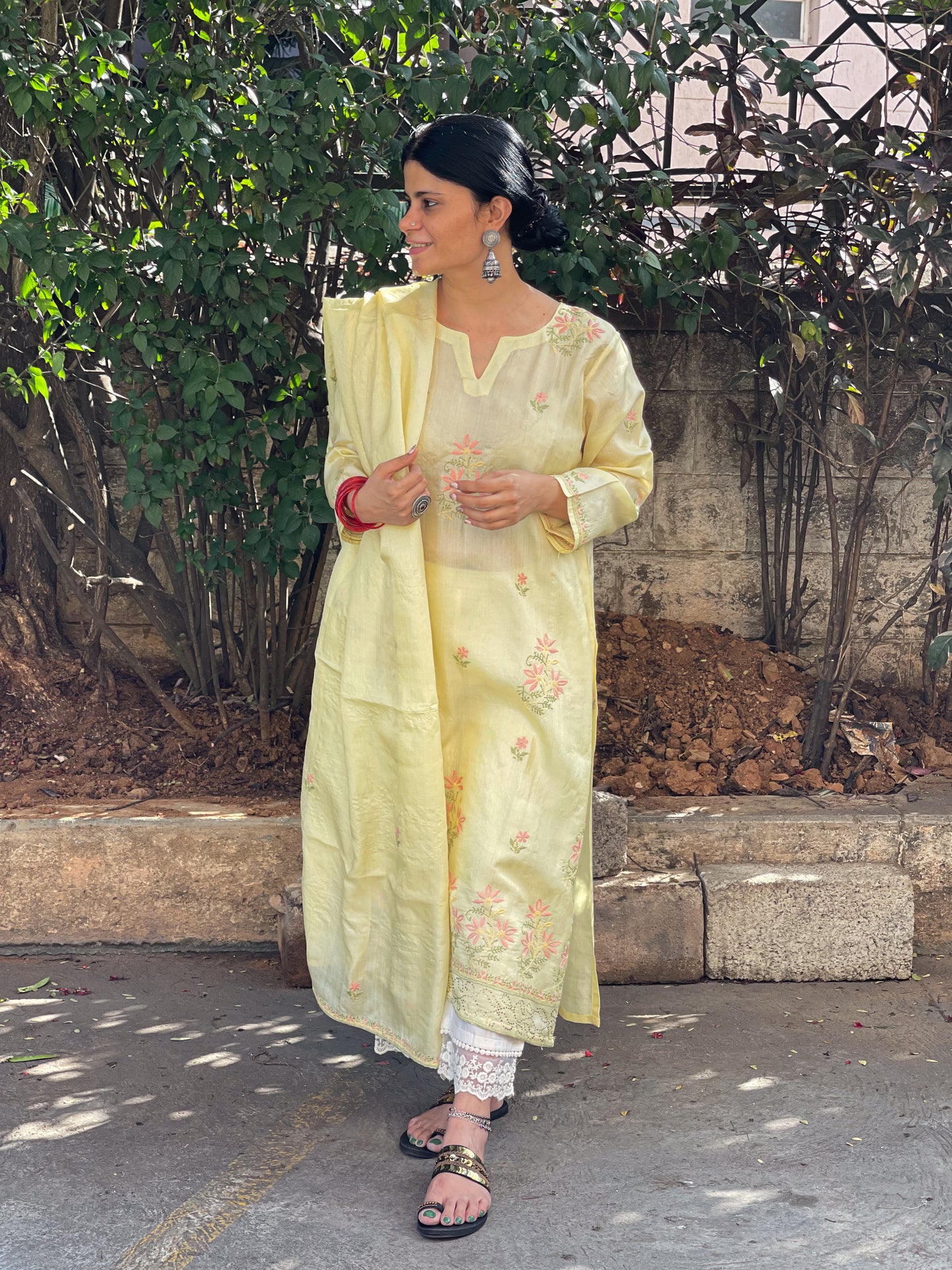 Hand Embroidered  Chikankari  Tussar silk Kurta With  Dupatta