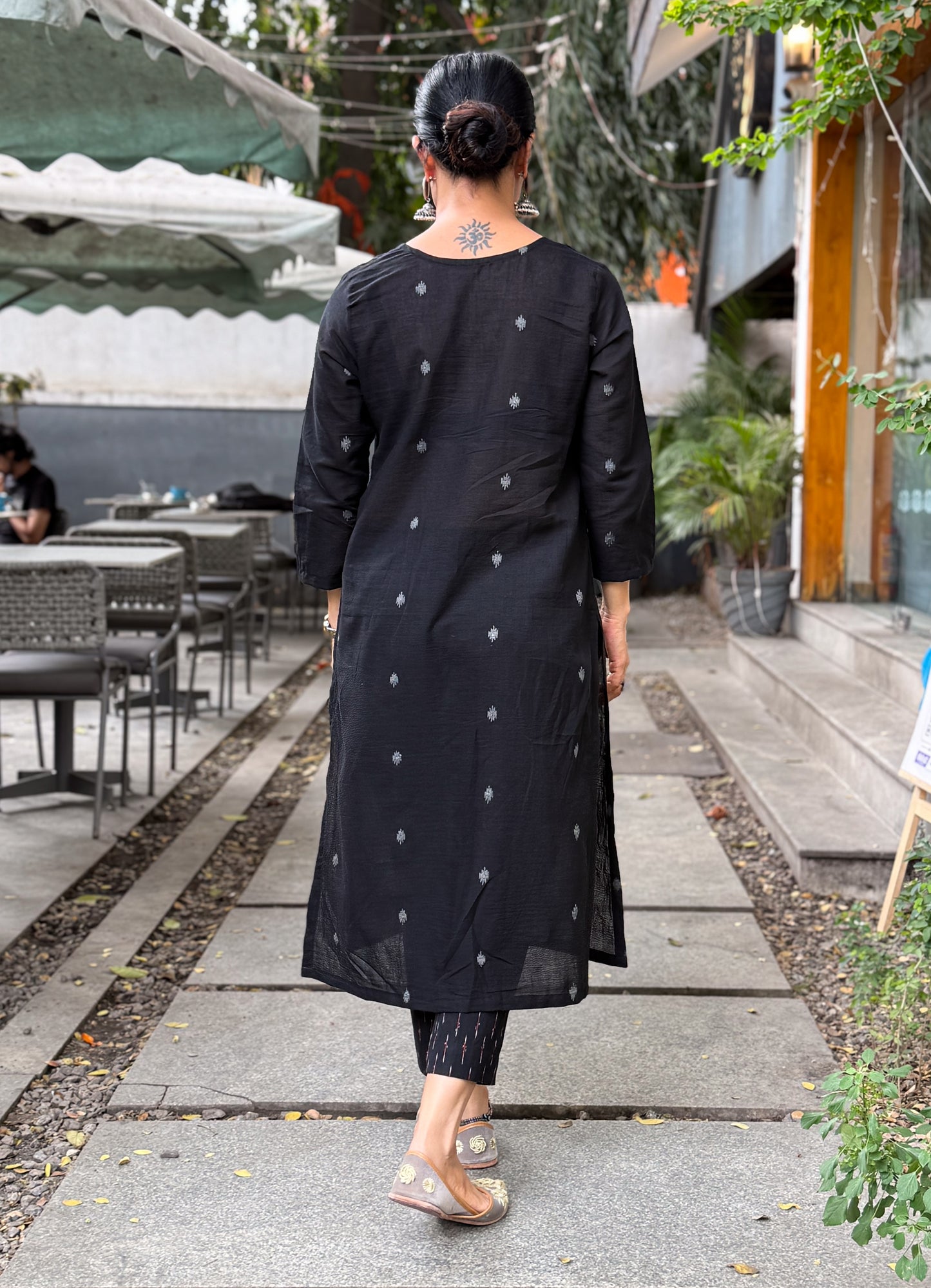 Handwoven Jamdani  Muslin Straight  Kurta