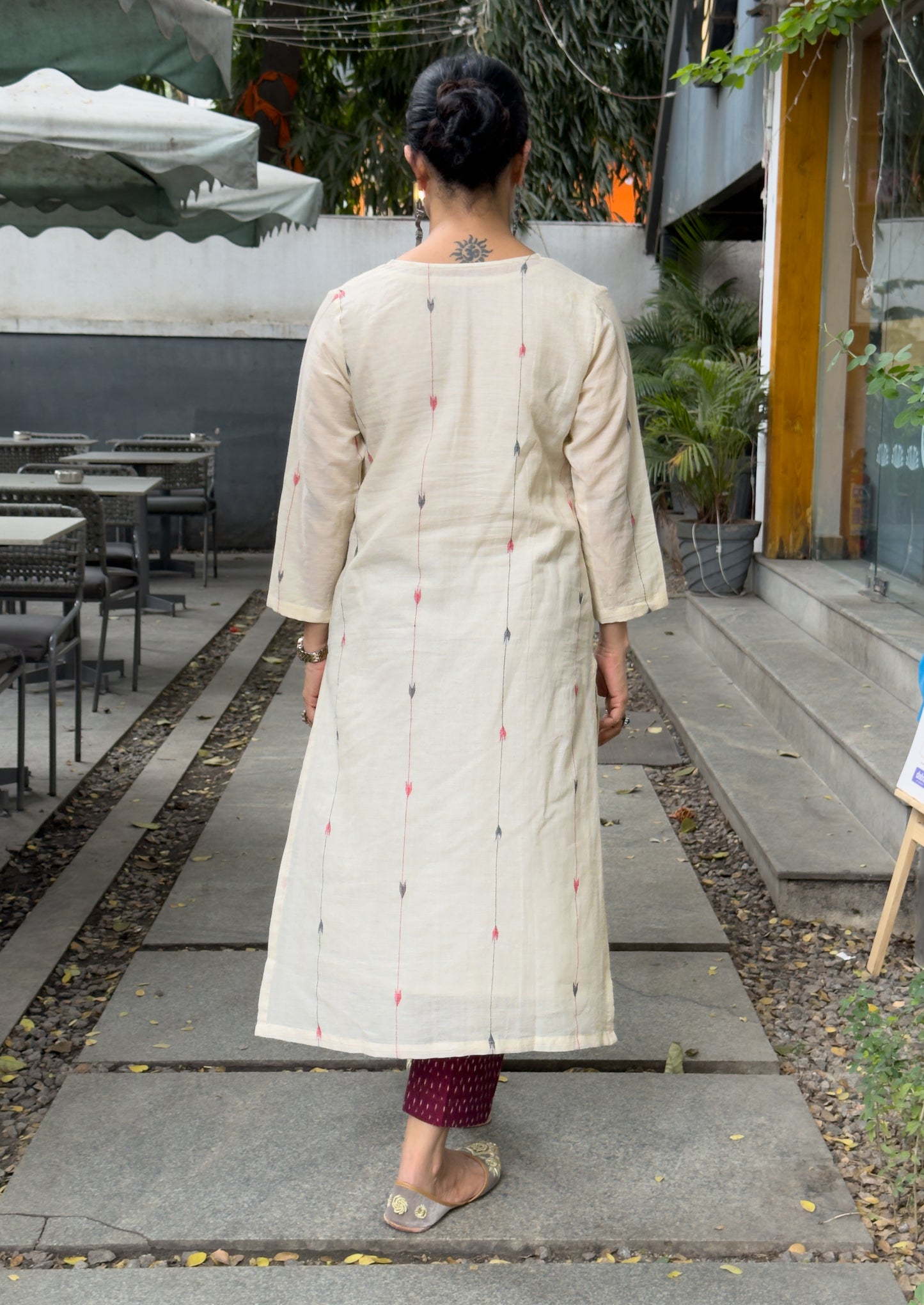 Handwoven Jamdani  Muslin Straight Kurta With Lining