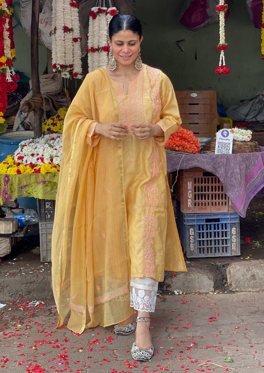 Handembroidered  Chikankari  Chanderi Silk Kurta With Dupatta