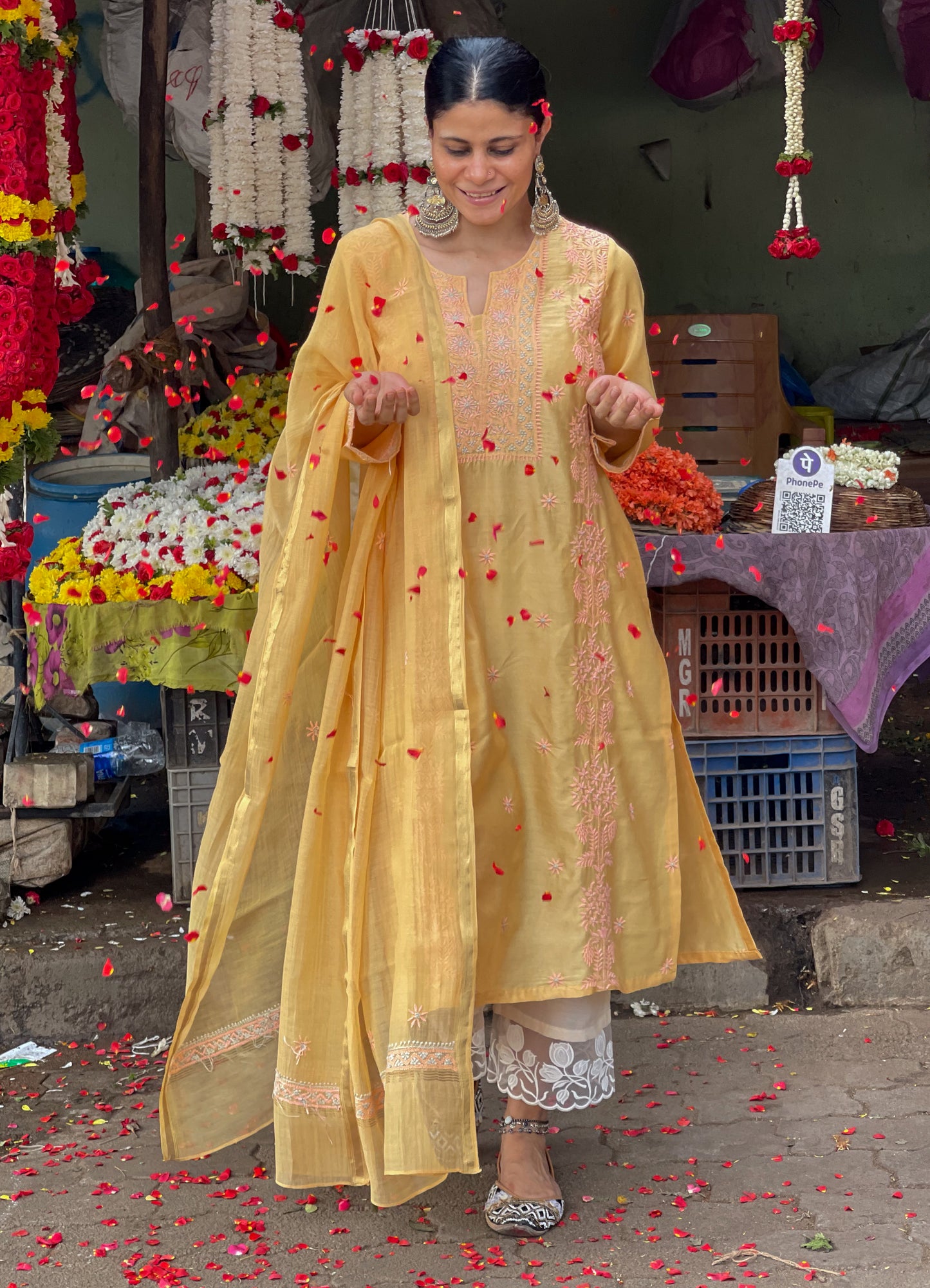 Handembroidered  Chikankari  Chanderi Silk Kurta With Dupatta