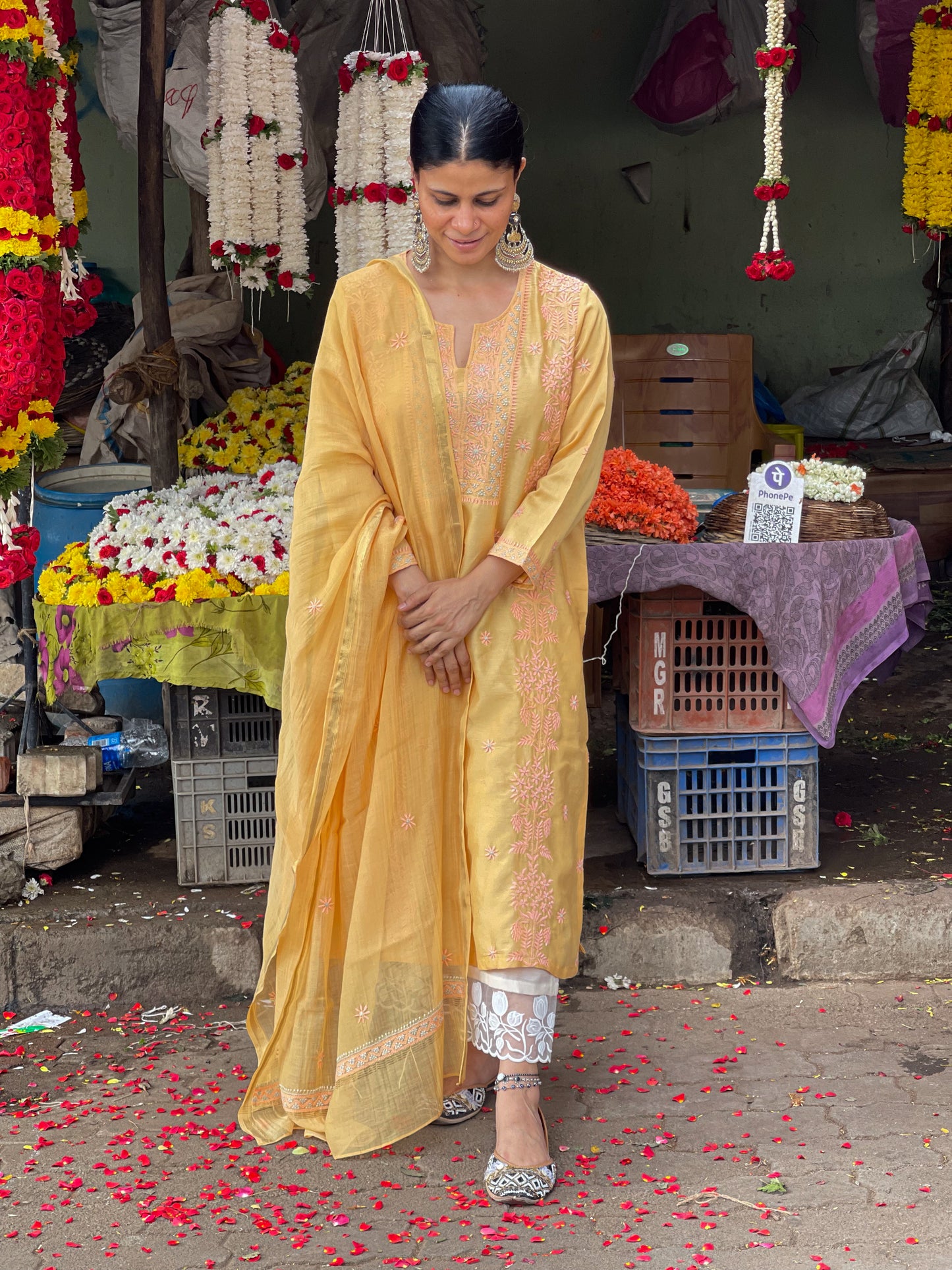 Handembroidered  Chikankari  Chanderi Silk Kurta With Dupatta