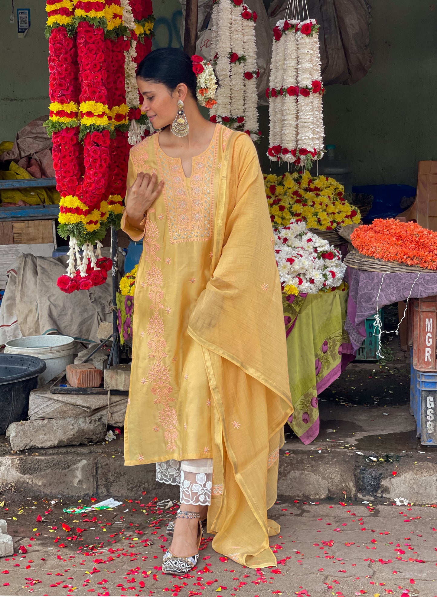 Handembroidered  Chikankari  Chanderi Silk Kurta With Dupatta