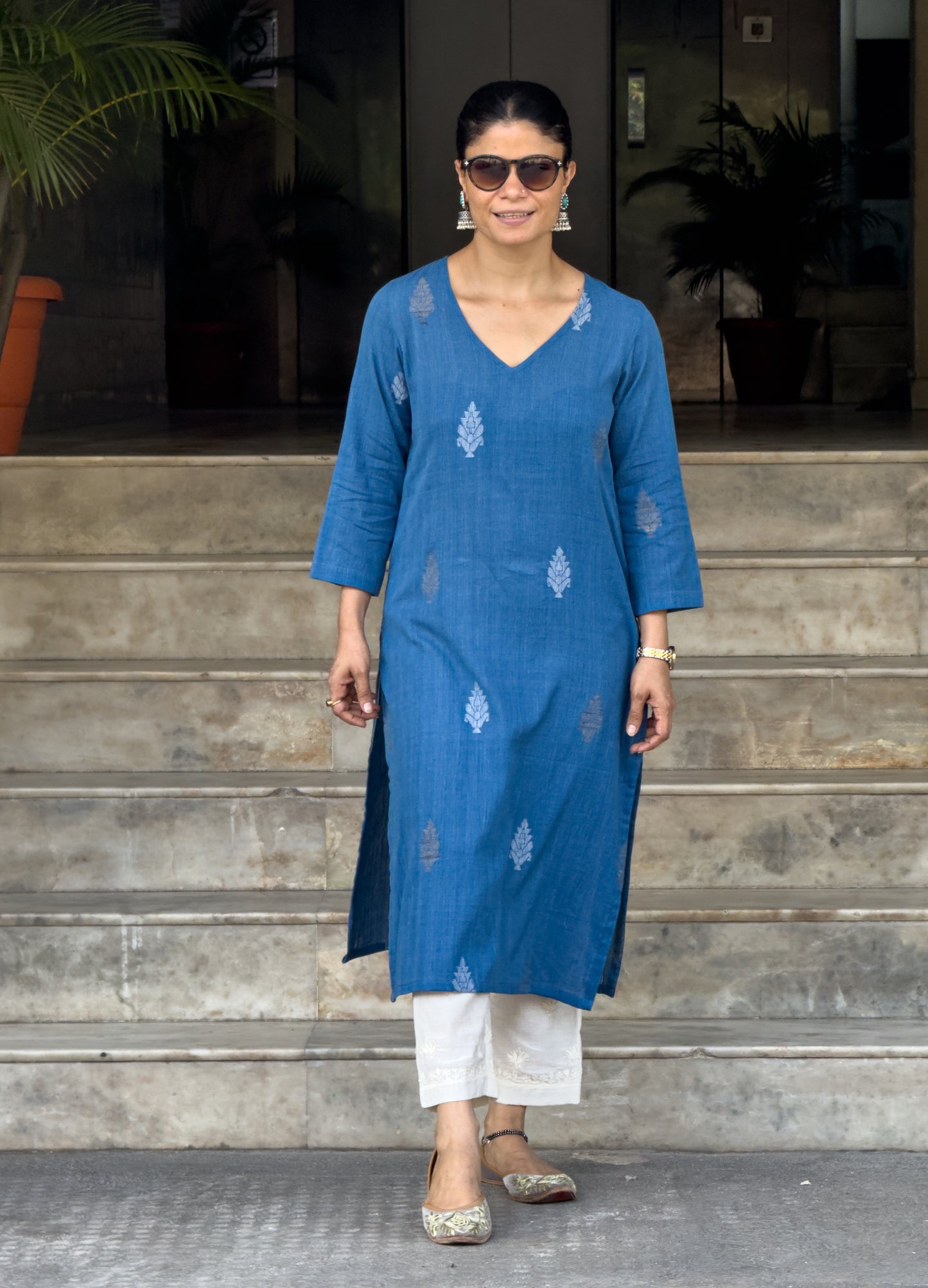 Handwoven Jamdani  Muslin Straight  Kurta