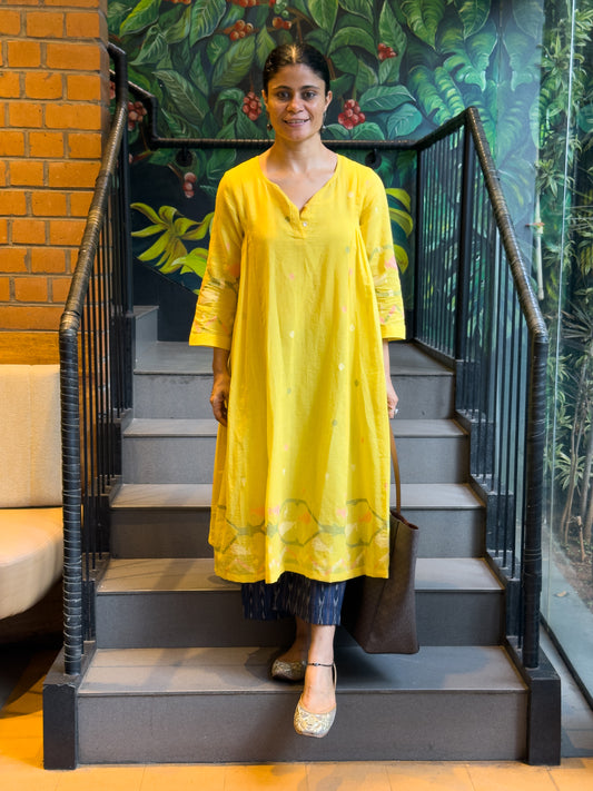 Handwoven Jamdani  Muslin Kalidar Kurta With Lining