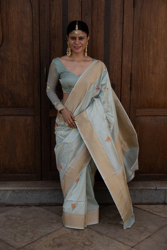 Light Sage Green Colour Handwoven Kadwa Katan Silk Banarasi Saree