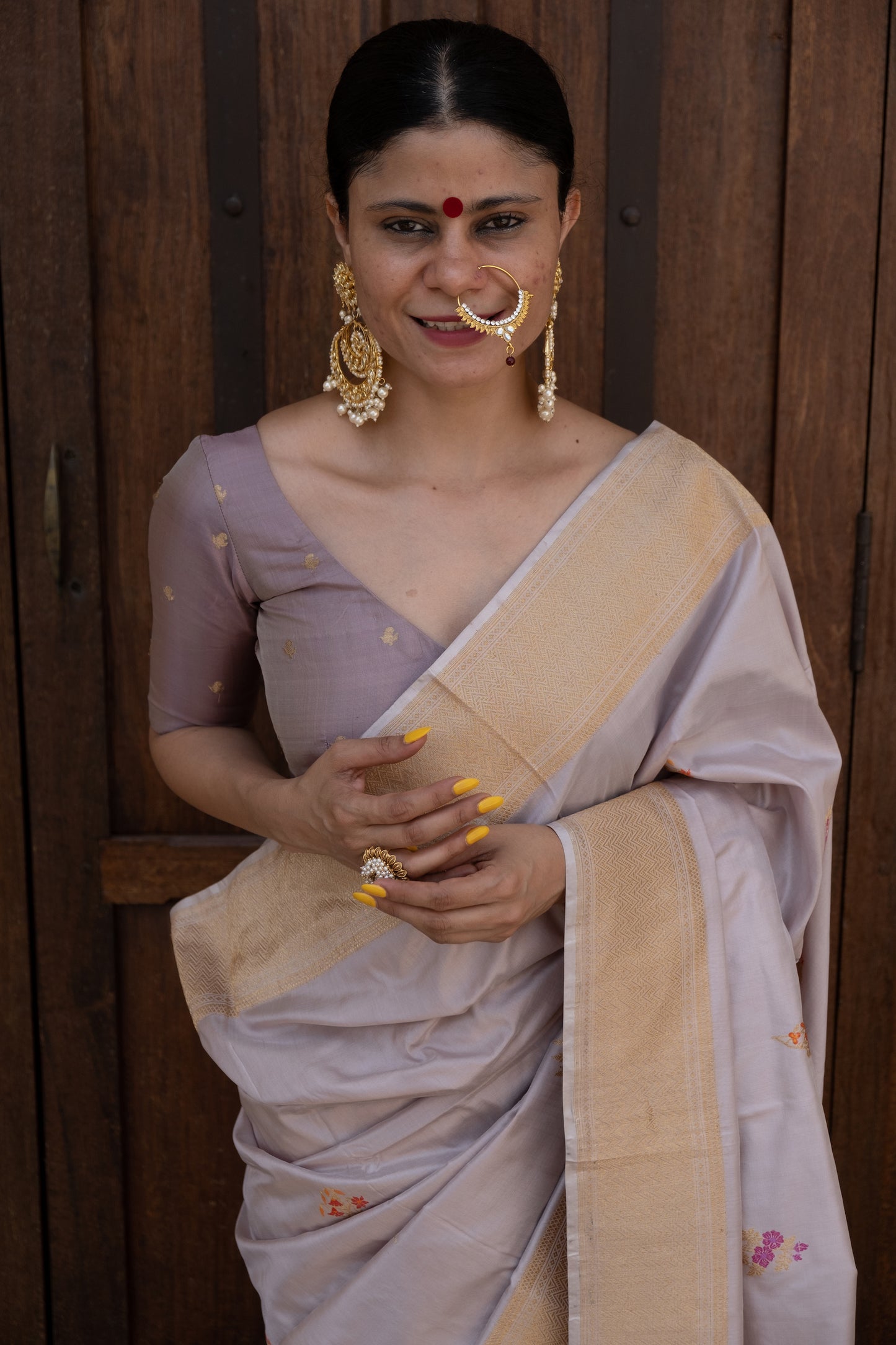 Grayish Pink Colour Handwoven Kadwa Katan Silk Banarasi Saree